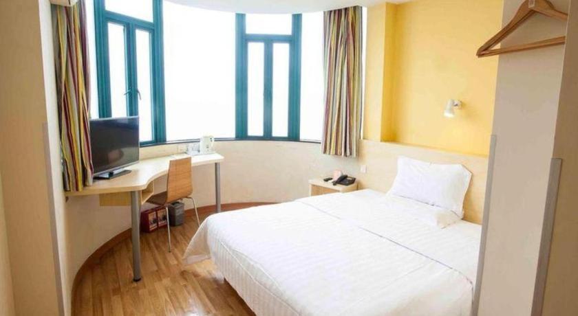 7 Days Inn Shanghai Minhang Dongchuan Road Jiaotong University Kültér fotó